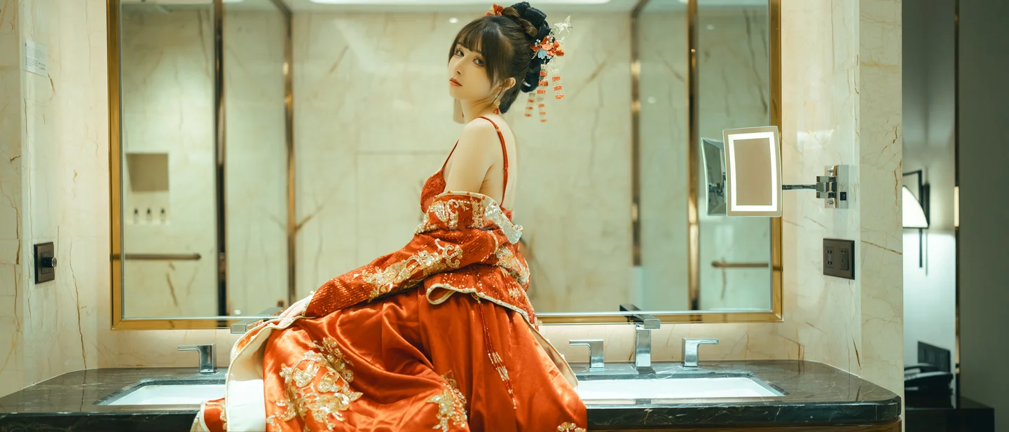 鹿八岁baby - No.112 新婚小故事 [108P,1V-2.95GB] tg@simisebaisi 【丝足阁】041.webp